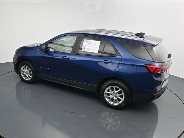 Used 2022 Blue Chevrolet LS image 26