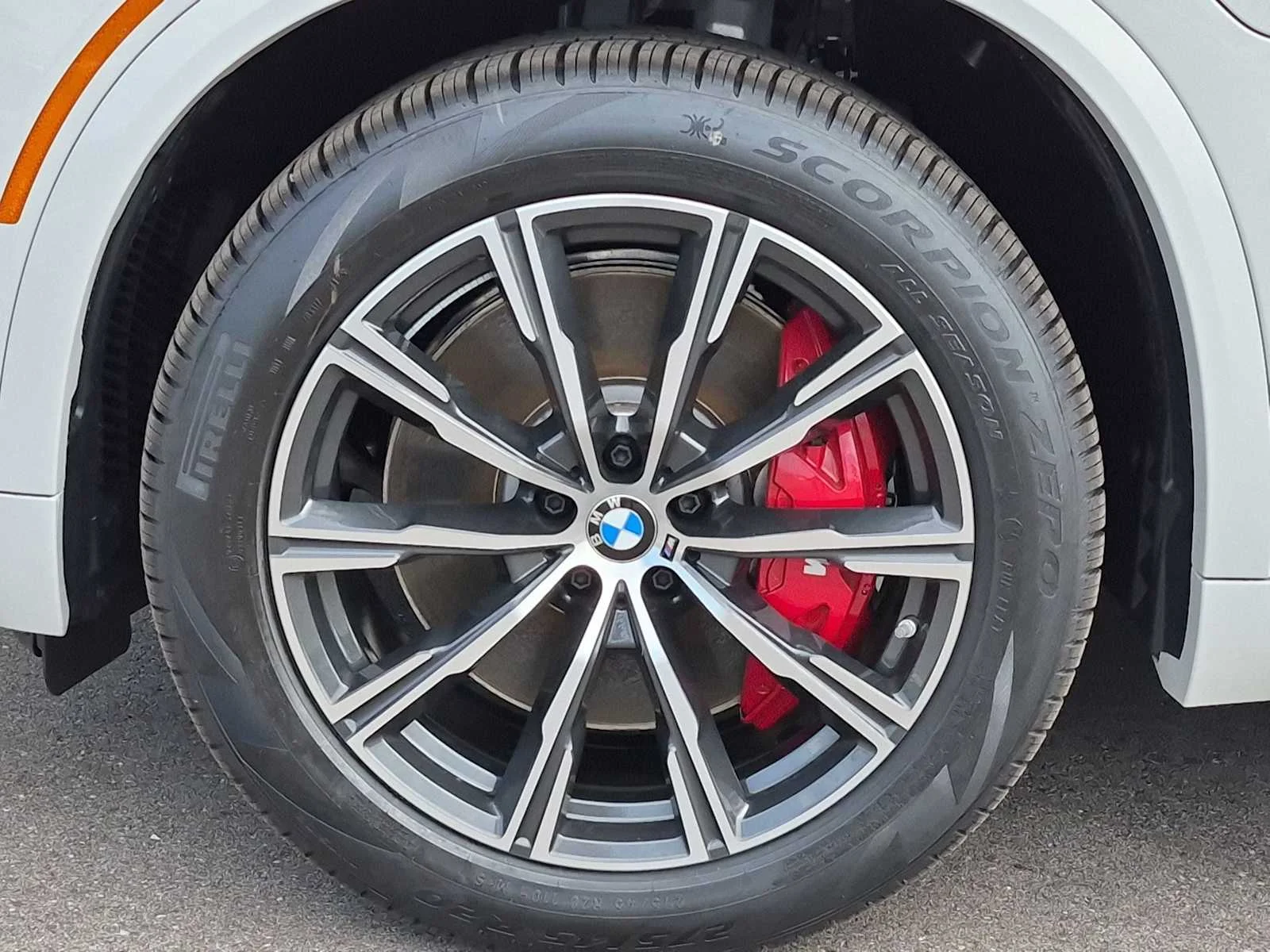 2026 BMW X5 50e - Photo 13