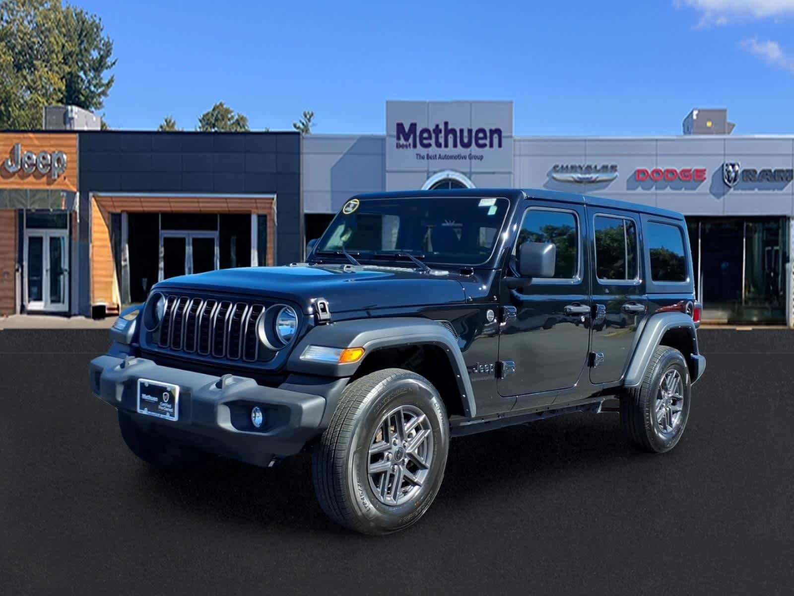 Used 2024 Black Clearcoat Jeep Sport S image 9