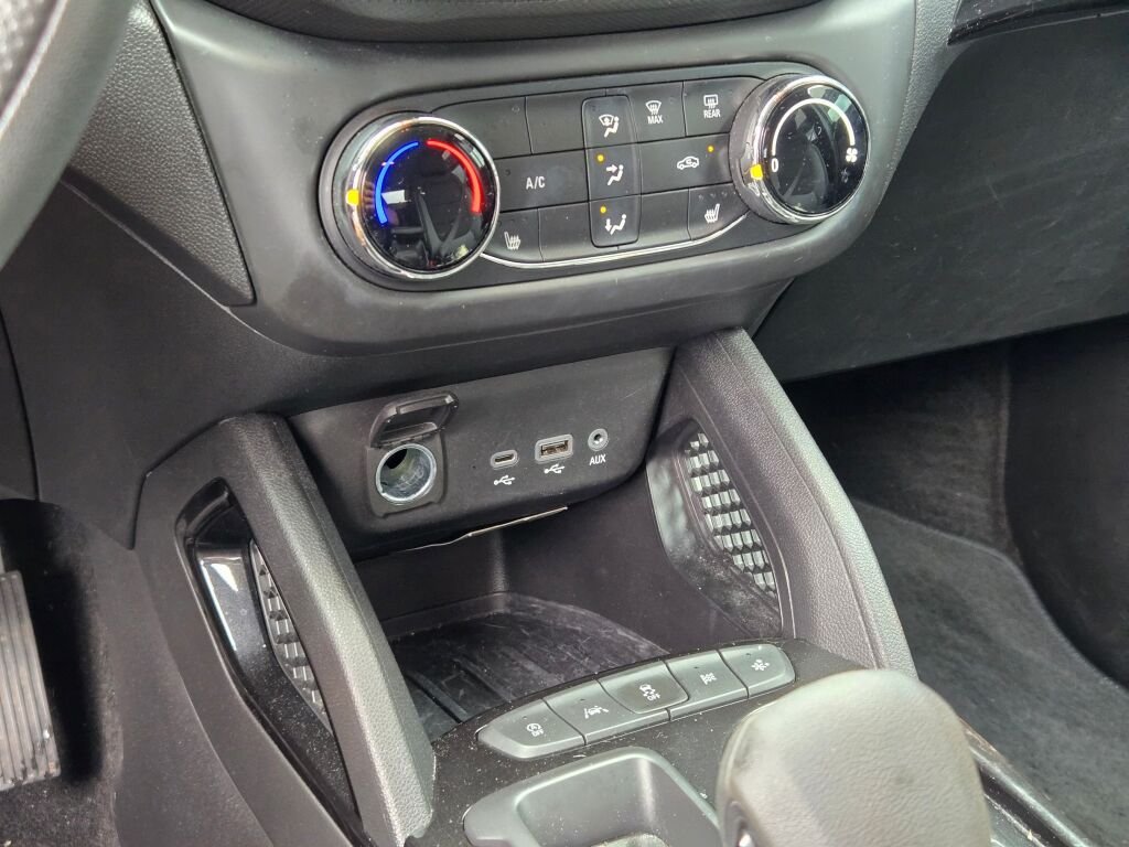 Used 2022 Black Metallic Chevrolet LT image 24