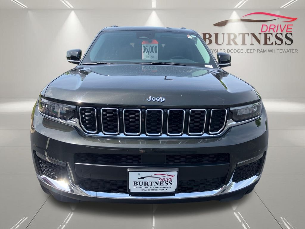 Used 2023 Gray Jeep Limited image 3