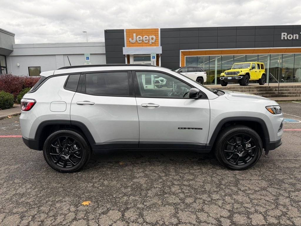 2026 Jeep Compass Altitude - Photo 9