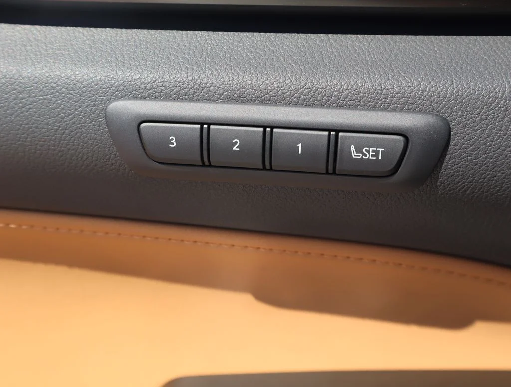 Used 2026 White Lexus 350 Premium image 30