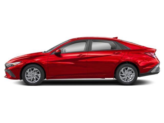 Used 2024 Ultimate Red Hyundai SEL image 3