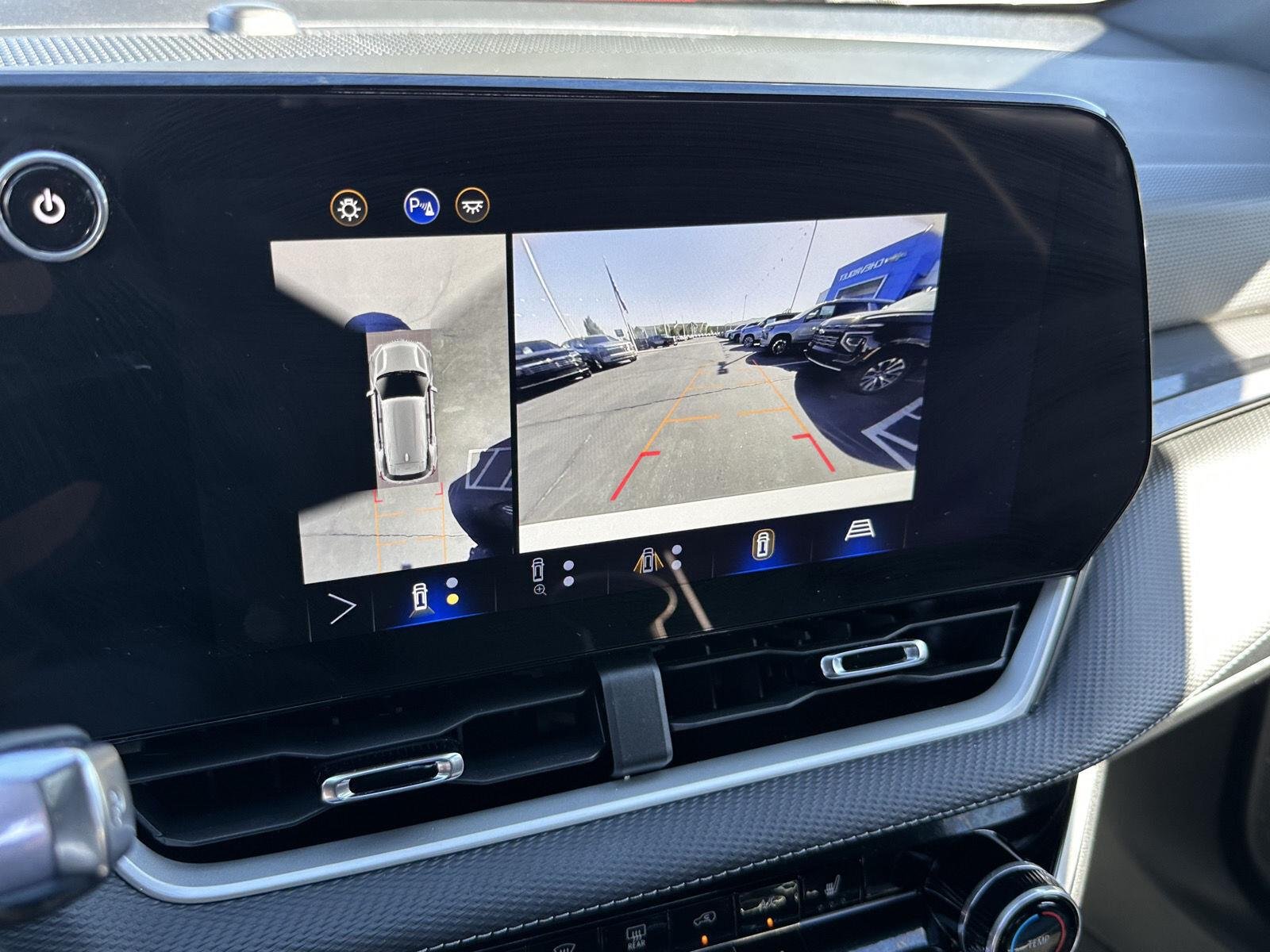 2025 Chevrolet Equinox LT - Photo 7
