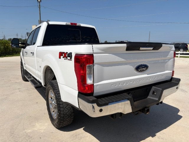 Used 2019 White Ford LARIAT image 3