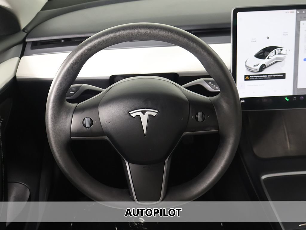 Used 2022 White Tesla Long Range image 3