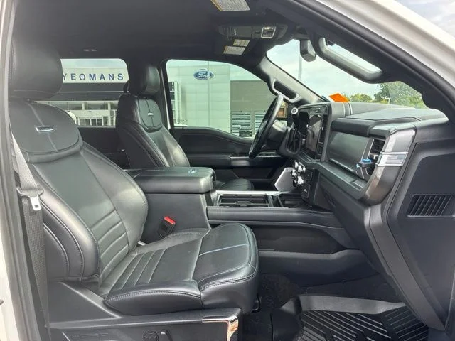 Used 2025 White Metallic Ford Platinum image 22