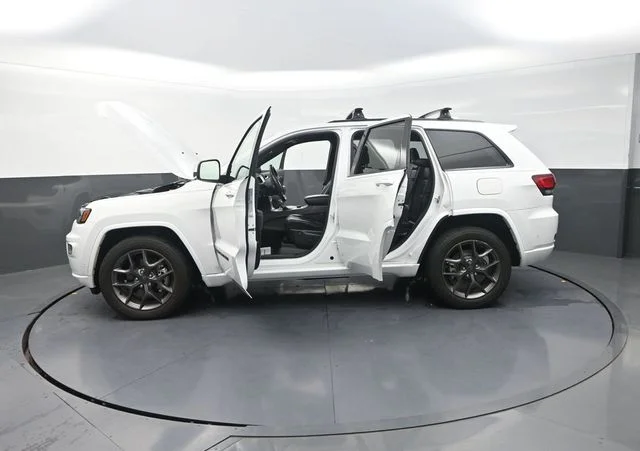Used 2021 White Jeep Limited image 37
