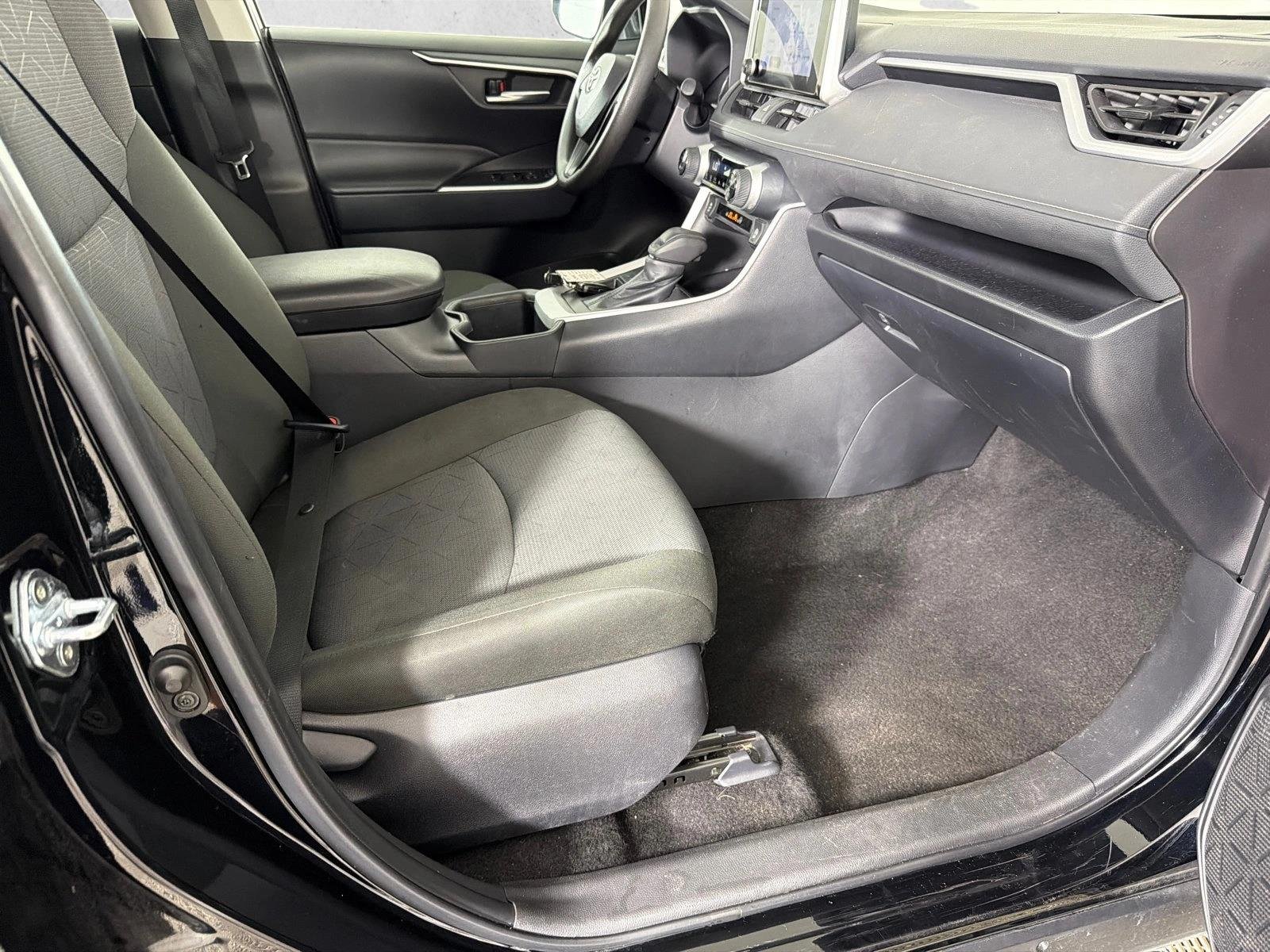 Used 2025 Midnight Black Metallic Toyota XLE image 13