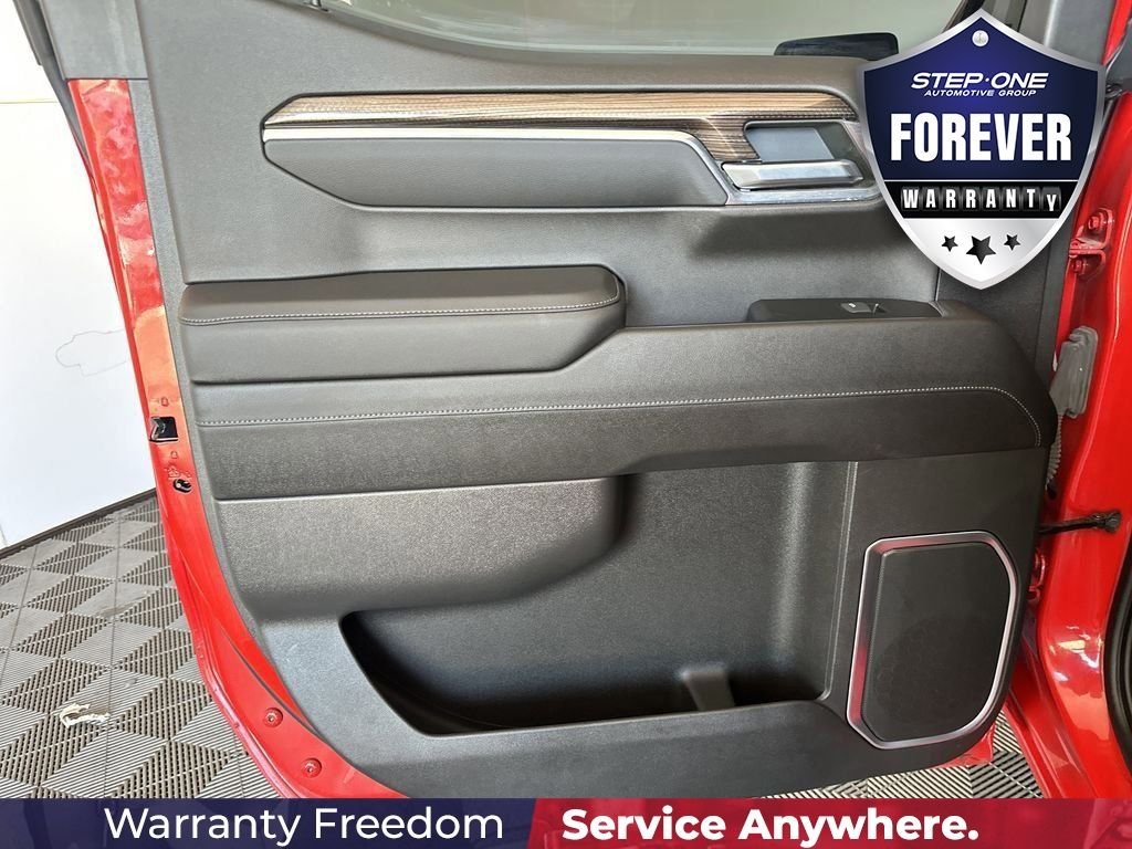 Used 2023 Red Chevrolet RST image 28