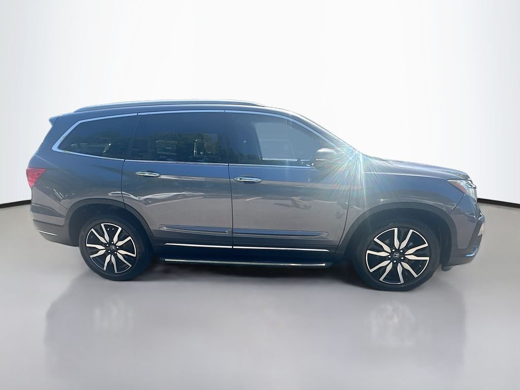 Used 2021 Gray Honda Touring 8-Passenger image 8