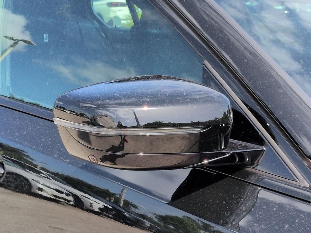 New 2026 Black Sapphire Metallic BMW 330i image 12