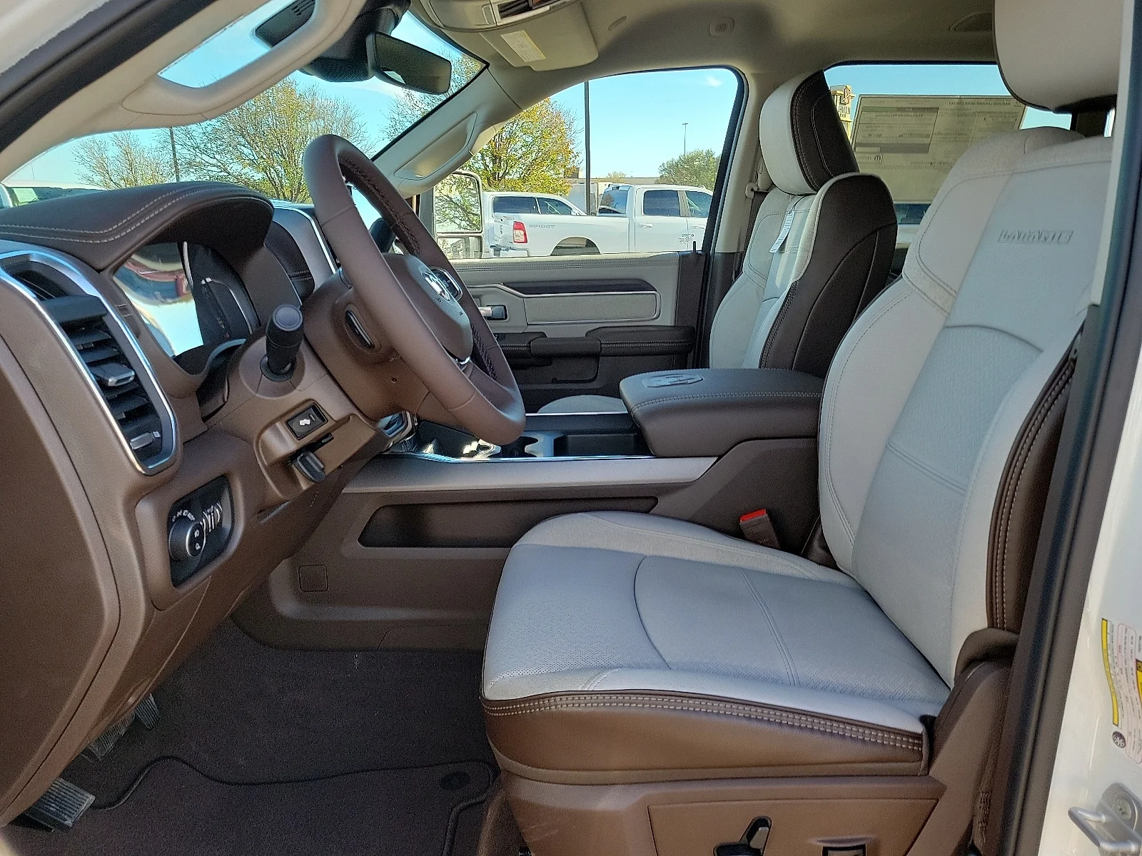 New 2026 PW7 Bright Whit Ram LARAMIE MEGA CAB 4X4 6