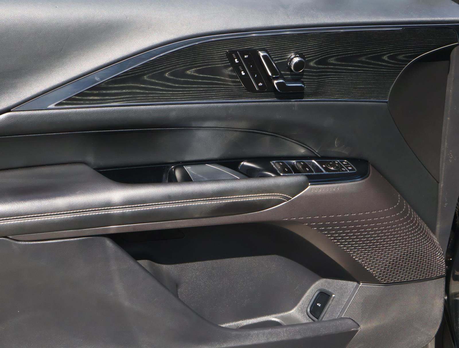 2024 Cadillac LYRIQ Sport 1 - Photo 20