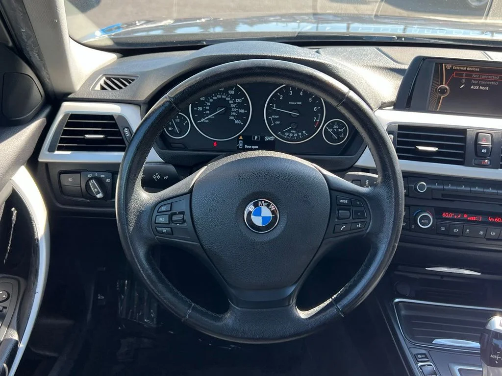 Used 2013 Mineral Gray Metallic BMW 328i xDrive image 22