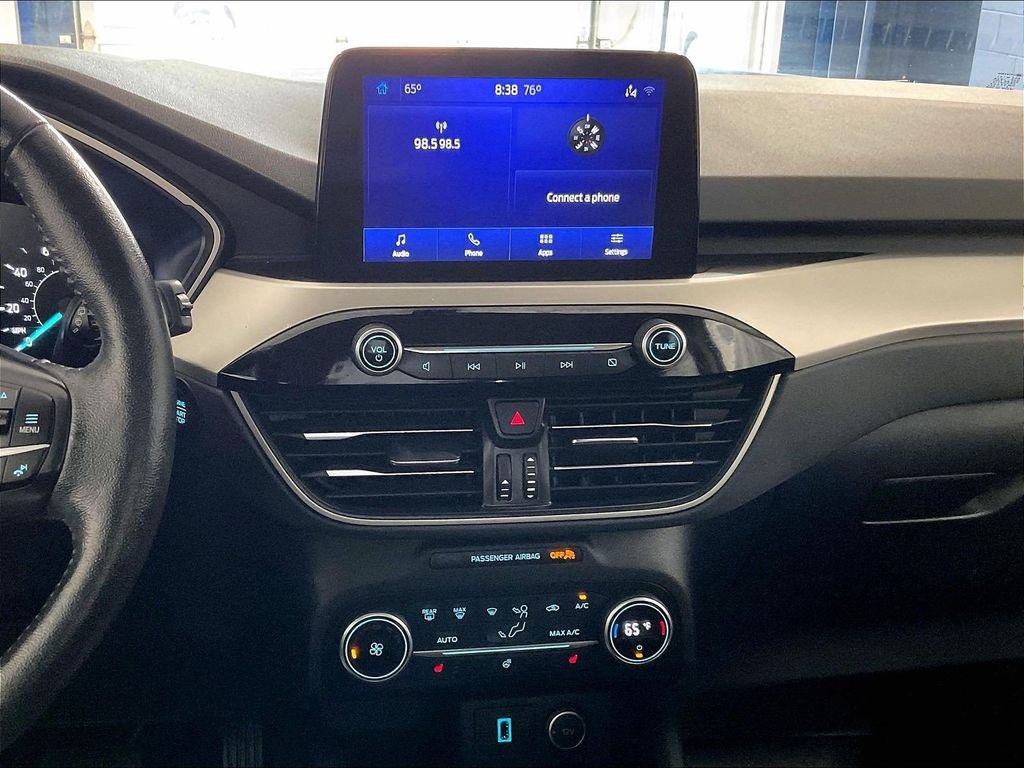 Used 2020 Gray Ford SEL image 18