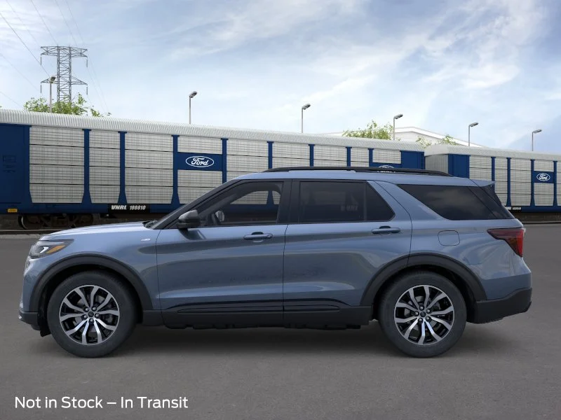 New 2026 Vapor Blue Metallic Ford ST-Line image 3