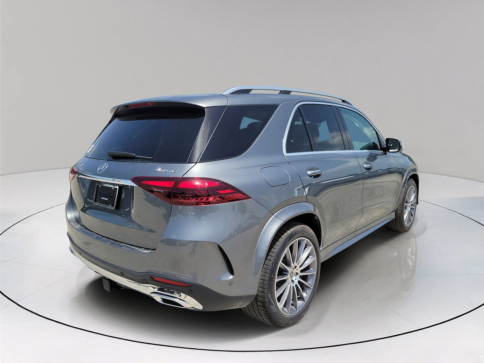New 2026 Selenite Grey Metallic Mercedes-Benz GLE 350 image 37