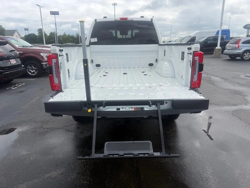 New 2026 Star White Metallic Tri-Coat Ford F-250® Platinum® image 58