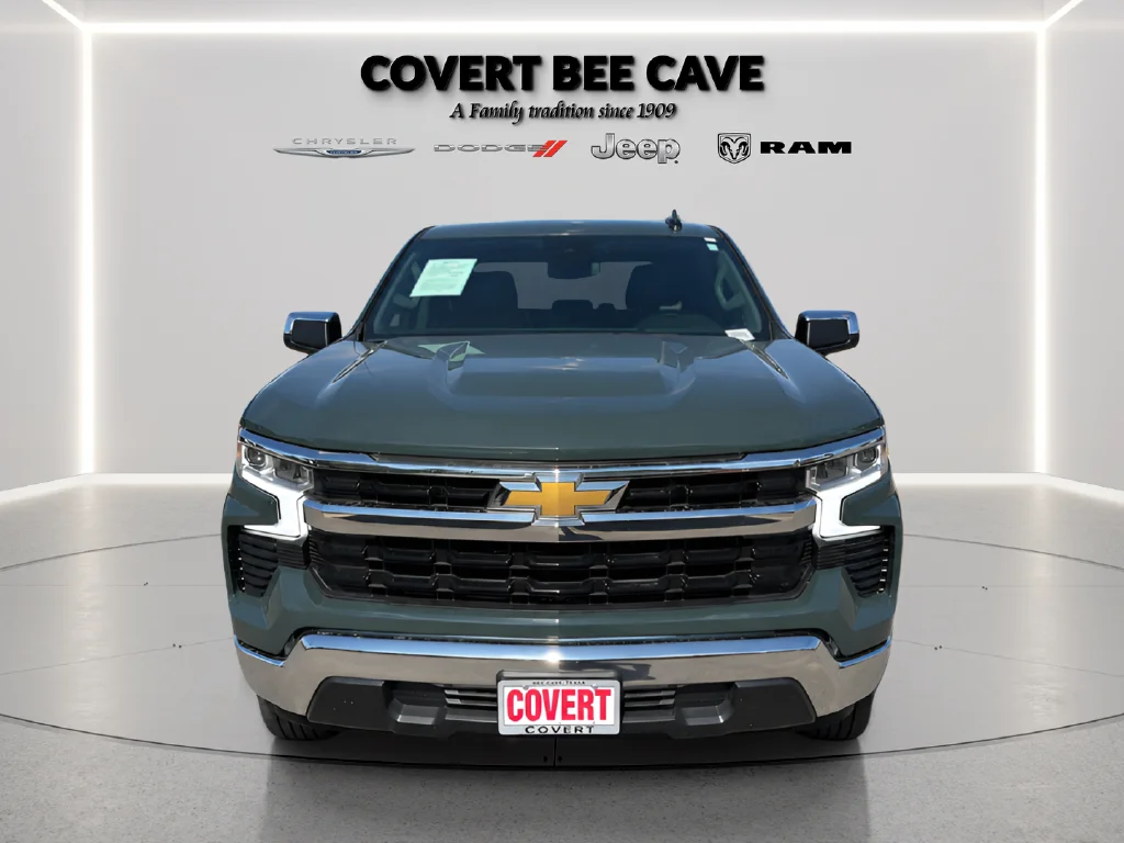 Used 2026 Gray Chevrolet LT image 3