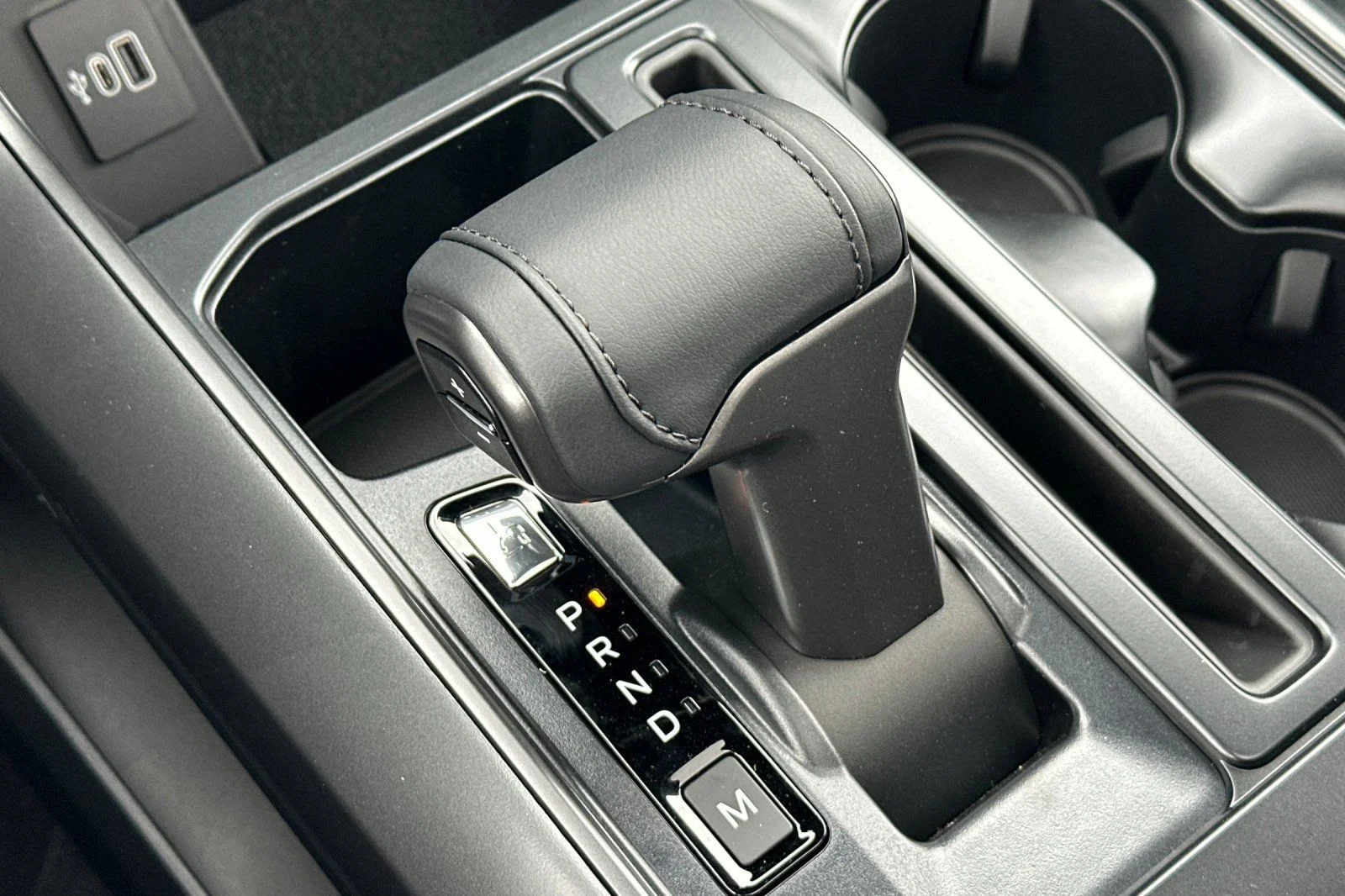 New 2026 Carbonized Gray Metallic Ford Lariat® image 17