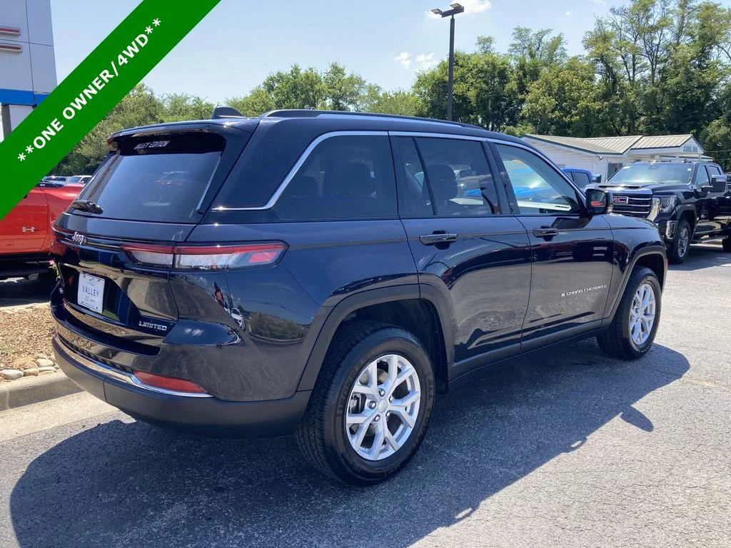 Used 2023 Black Jeep Limited image 4