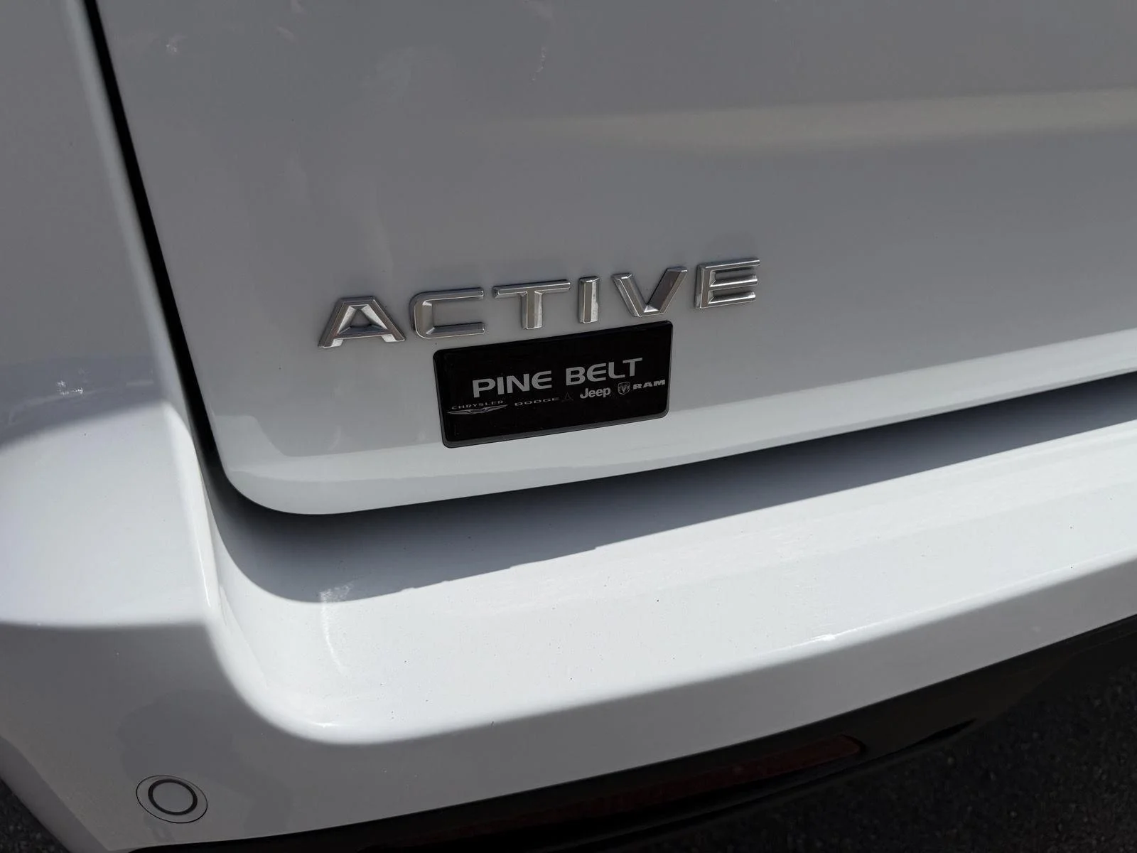 Used 2025 Oxford White Ford Active image 27