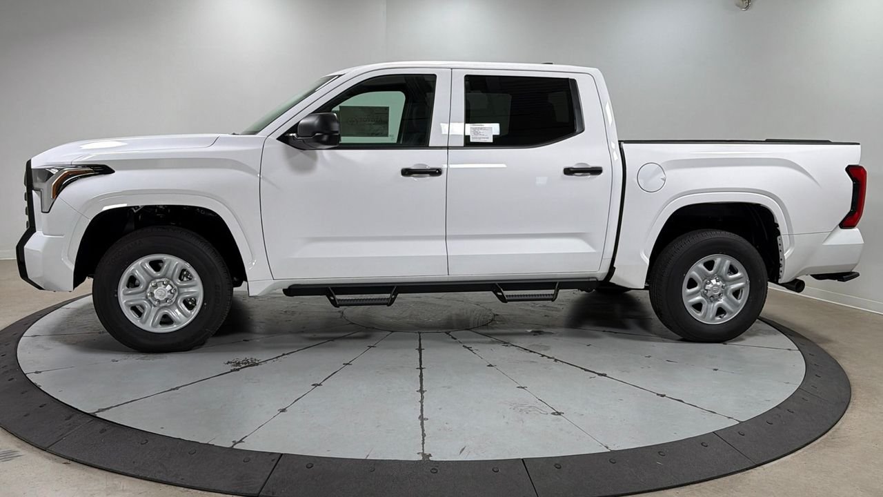 Certified Used 2025 White Toyota SR image 30
