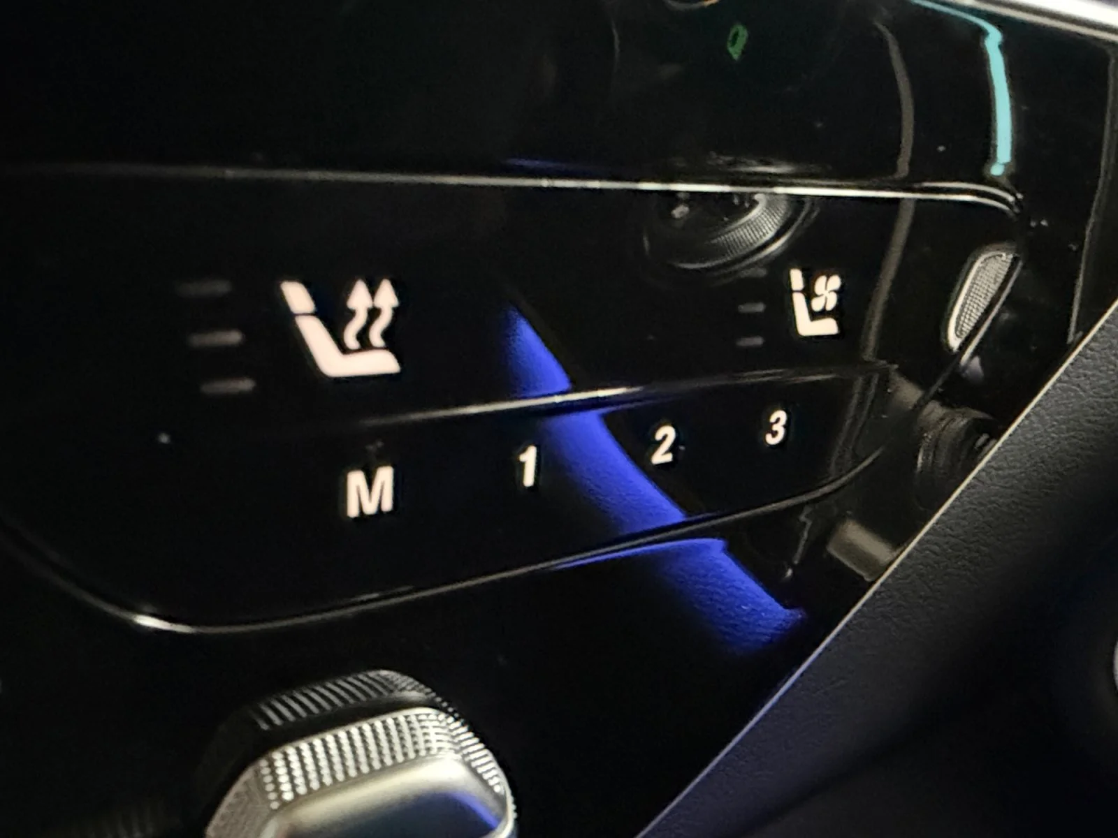 New 2026 Blue Mercedes-Benz E 350 image 24