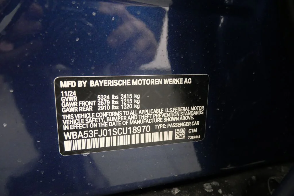 2025 BMW 5 Series 530i - Photo 29