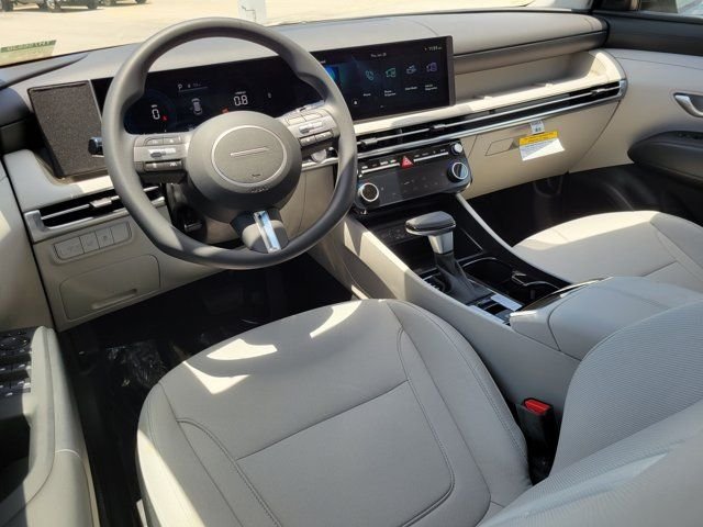 New 2026 White Hyundai SEL FWD image 7