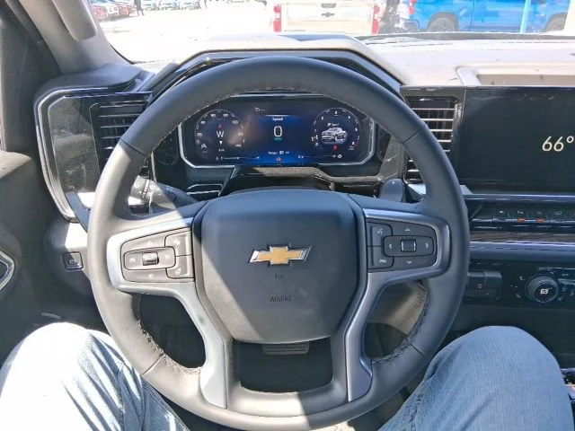 2026 Chevrolet Silverado 1500 LT - Photo 8