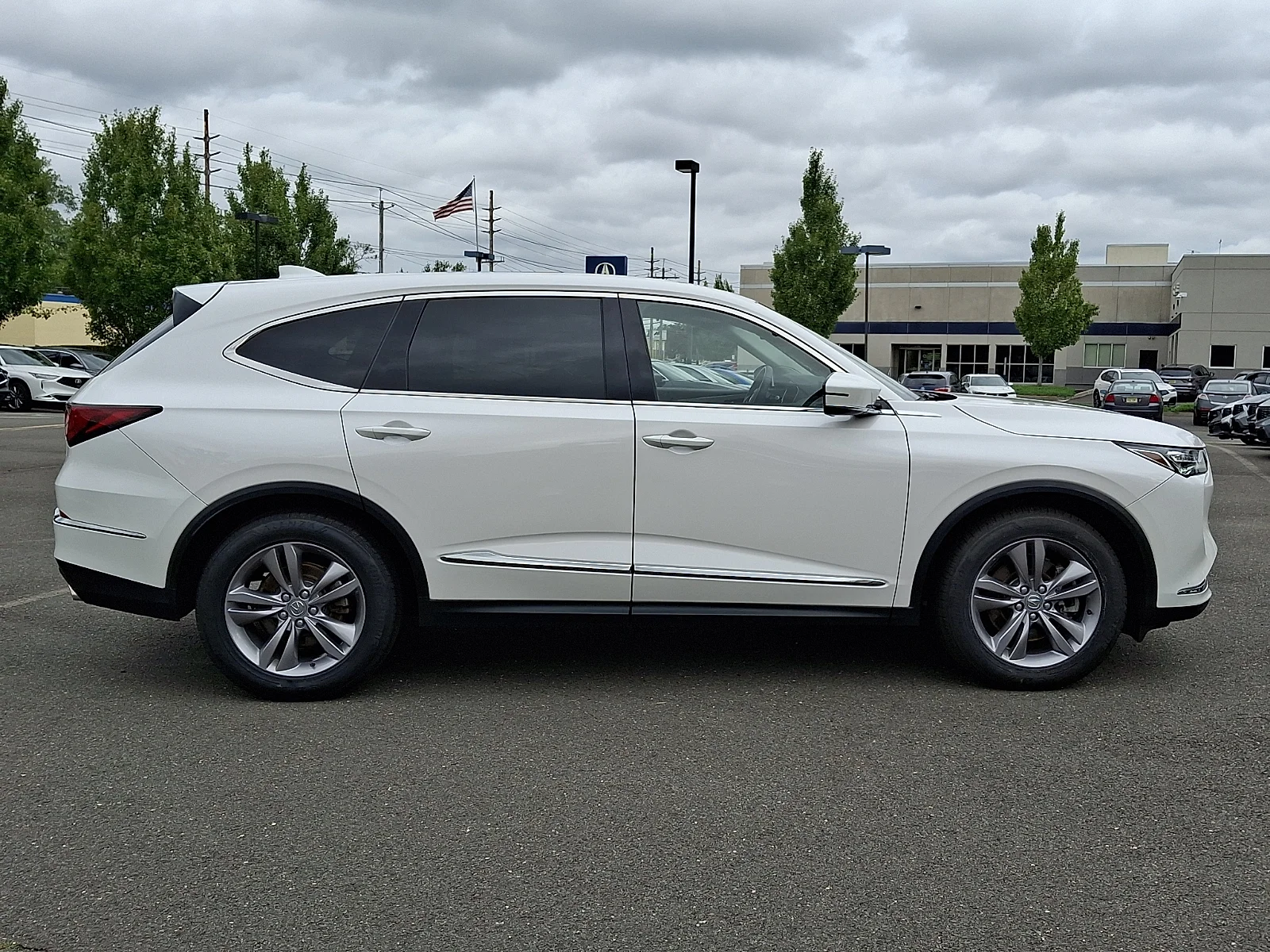 Certified Used 2024 Platinum White Pearl Acura SH-AWD image 7