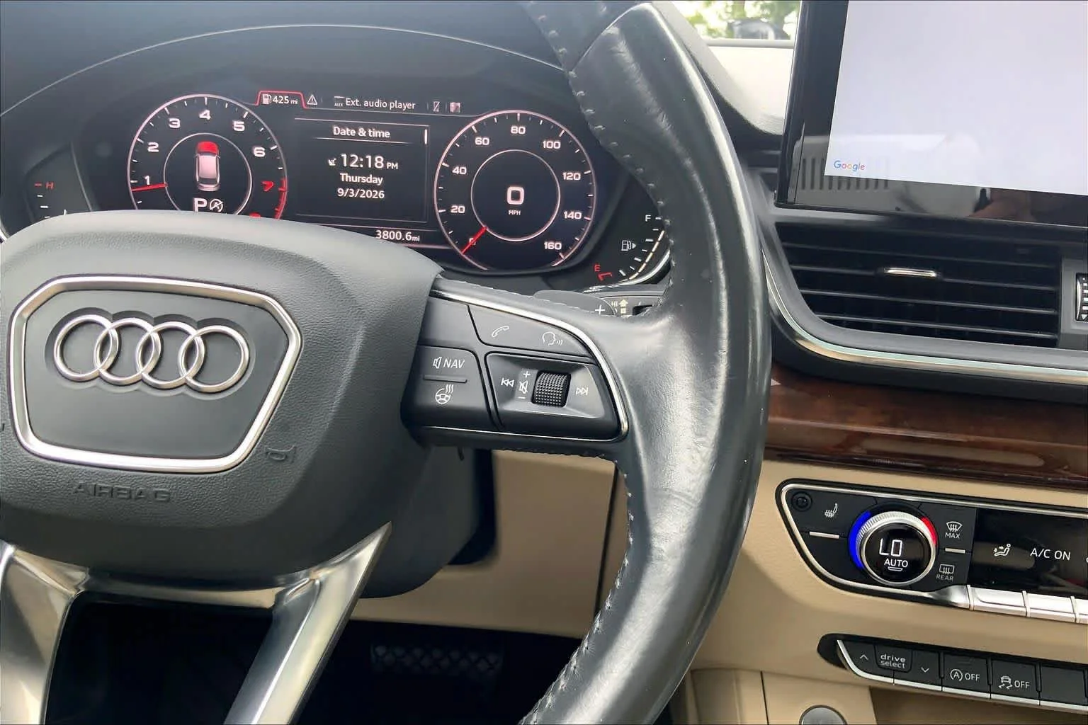 Used 2018 Navarra Blue Metallic Audi Premium Plus image 24