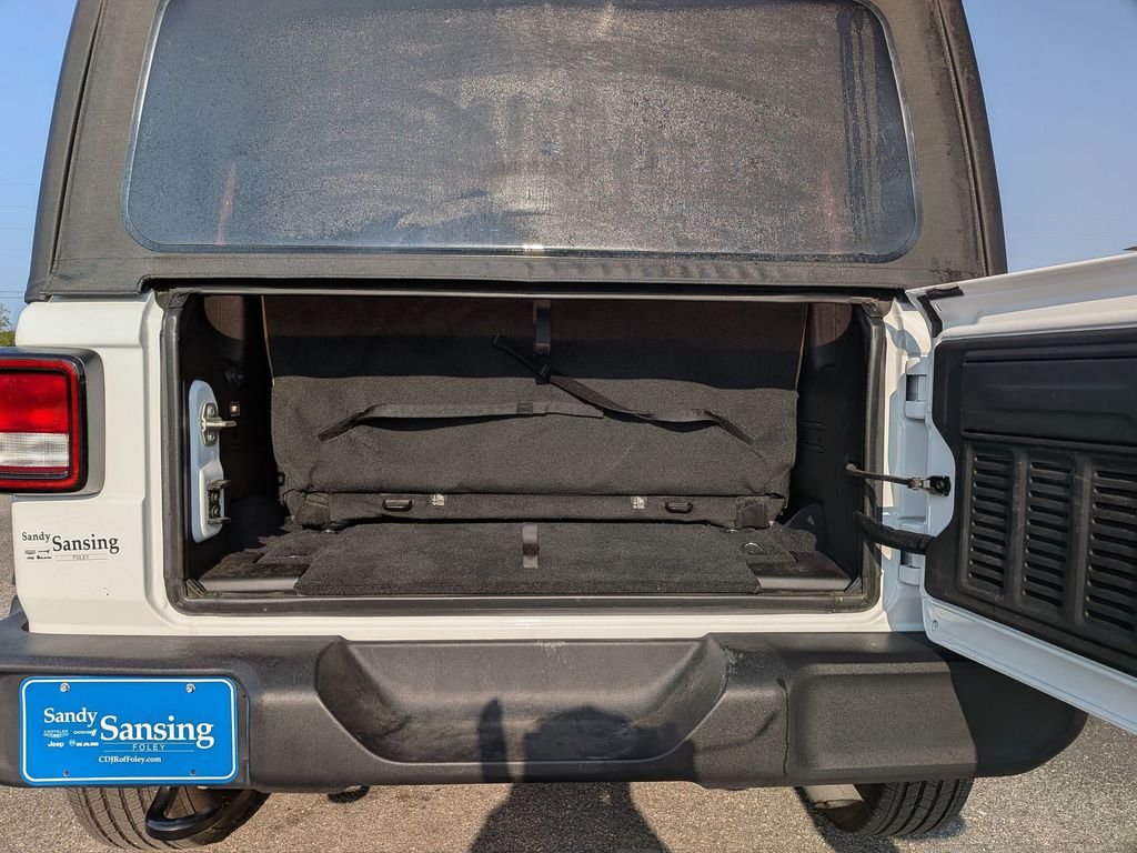 Used 2023 White Jeep Sport S image 25