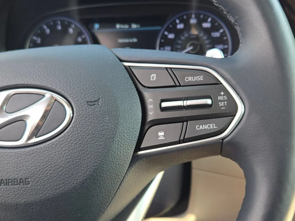 Used 2022 White Hyundai SEL image 29