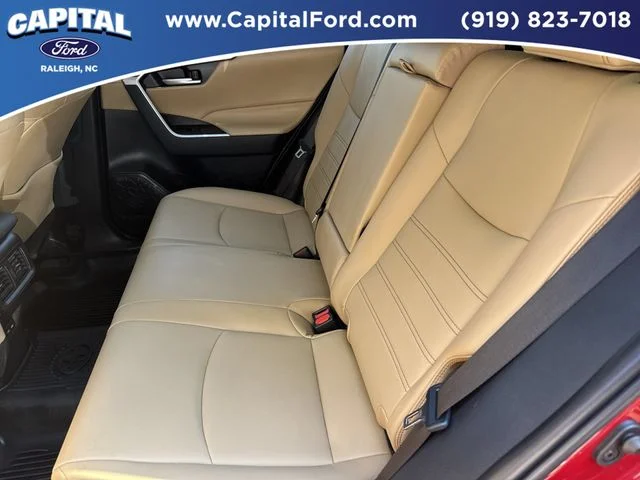 Used 2025 Red Toyota XLE Premium image 18