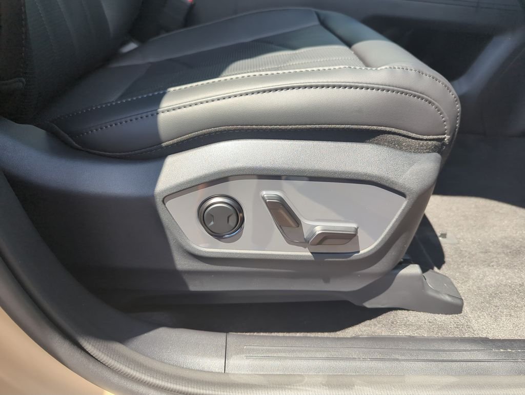 New 2027 Terrain Brown Matte Kia X-Line EX image 40