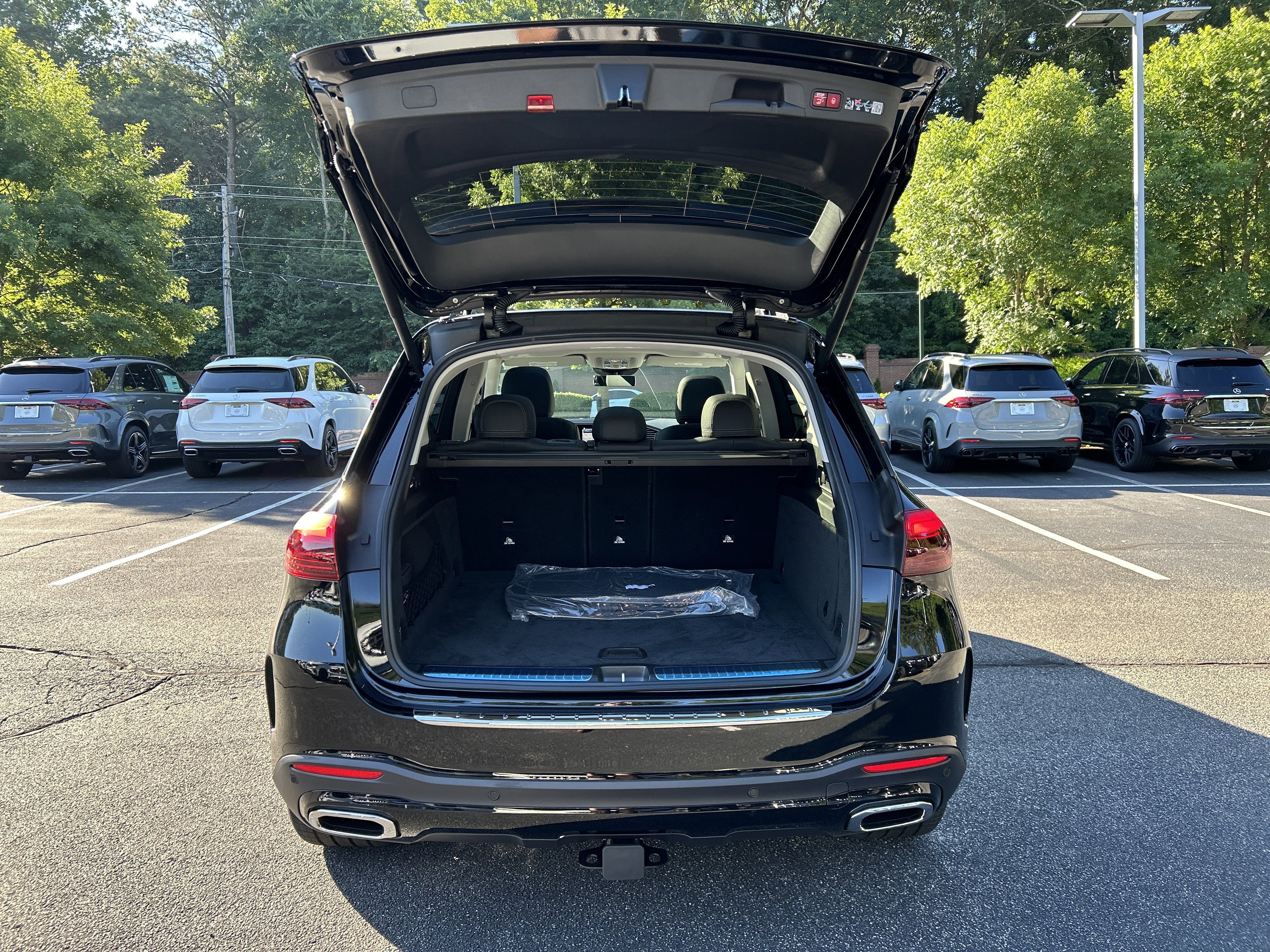 New 2026 Black Mercedes-Benz GLE 350 4MATIC® SUV image 8