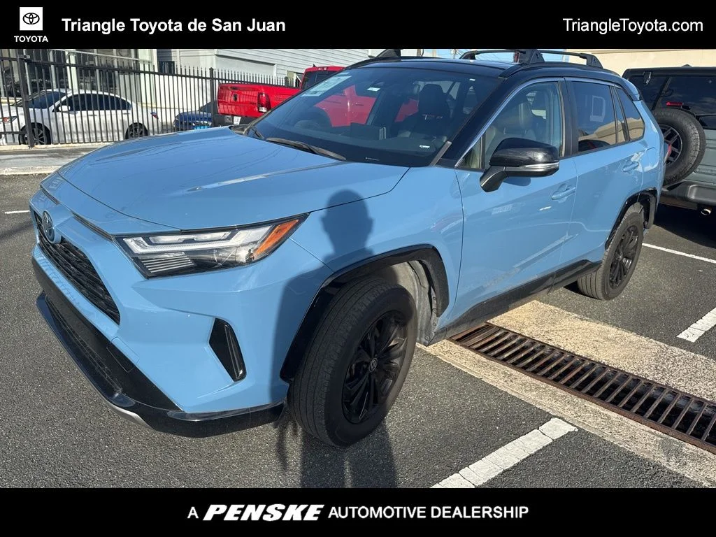2022 Toyota RAV4 Hybrid XSE AWD's photo