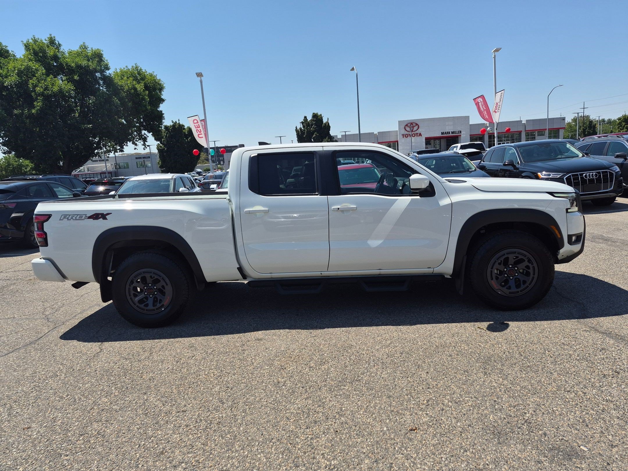 Used 2025 Glacier White Nissan PRO-4X image 2