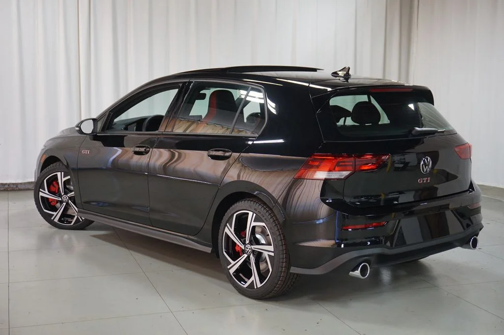 New 2026 Black Volkswagen 2.0T SE image 8