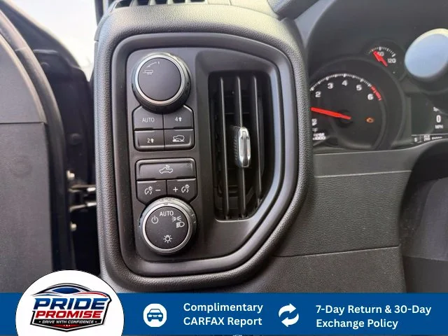 Used 2022 Black Chevrolet Custom image 19