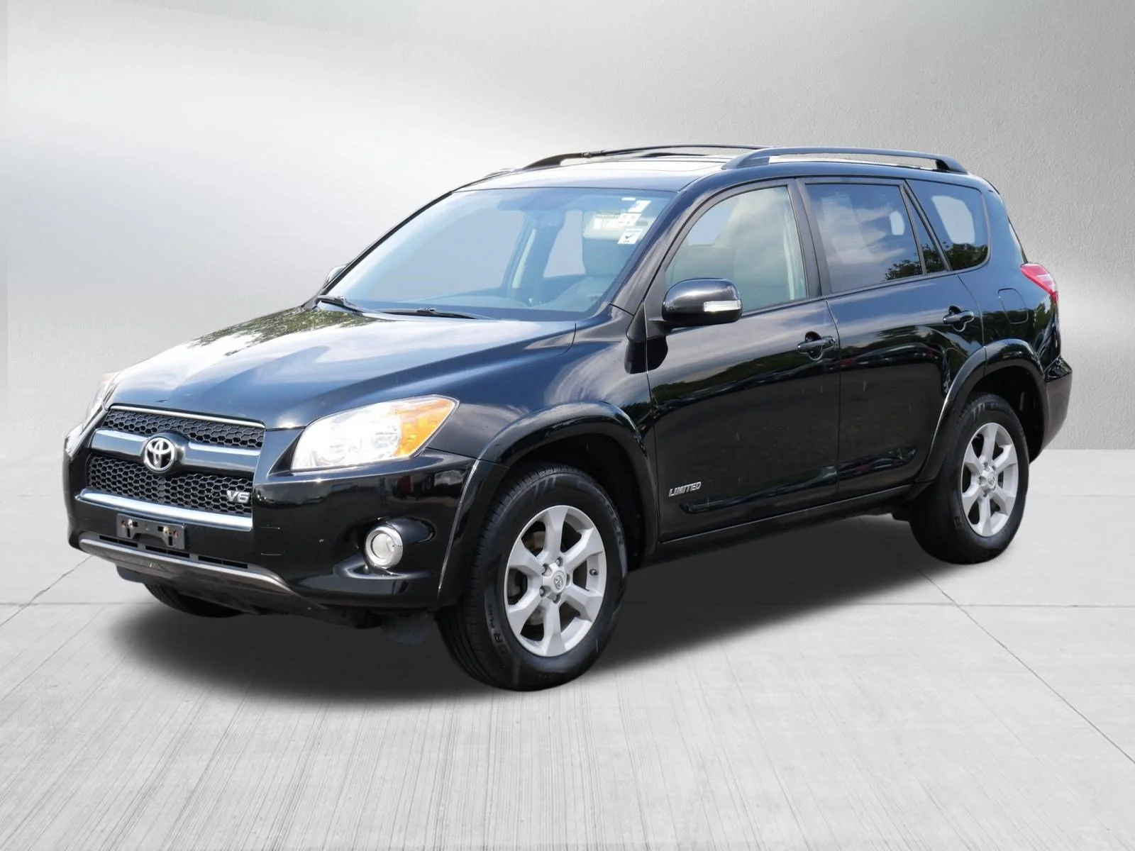 Used 2011 Black Toyota Ltd image 3