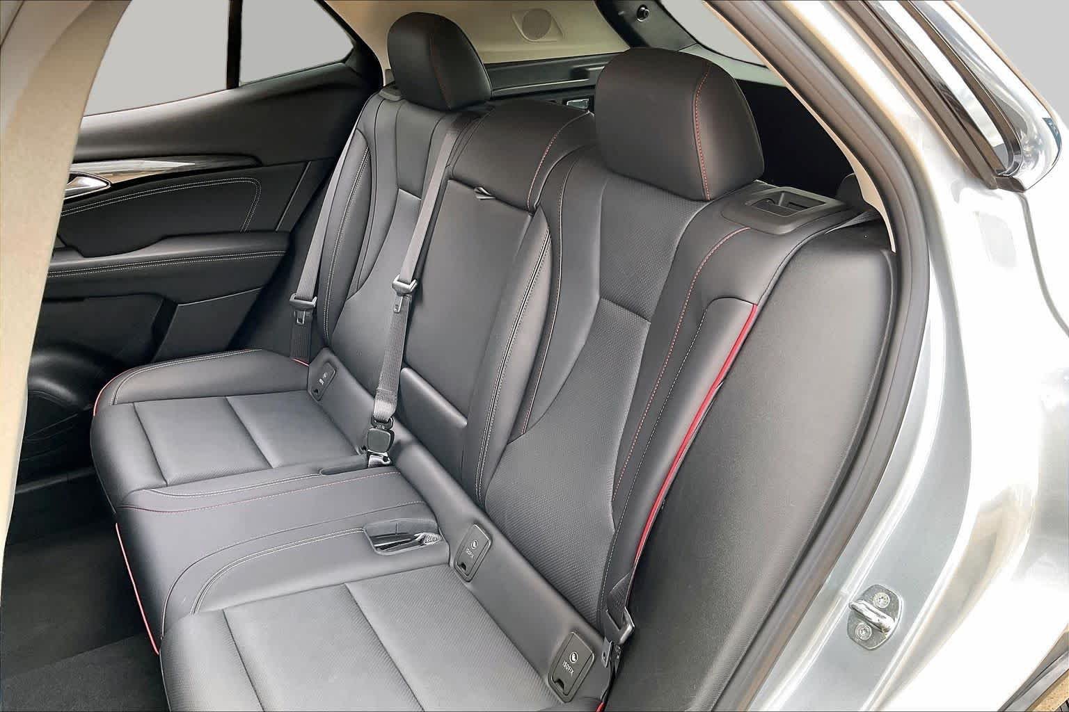 Used 2023 Moonstone Gray Metallic Buick Essence image 20