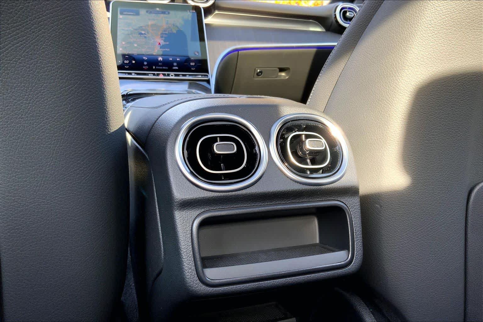 New 2027 Graphite Grey Metallic Mercedes-Benz C 300 image 22