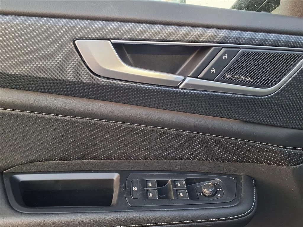 New 2026 Avocado Green Pearl Volkswagen 2.0T SEL Premium R-Line image 10