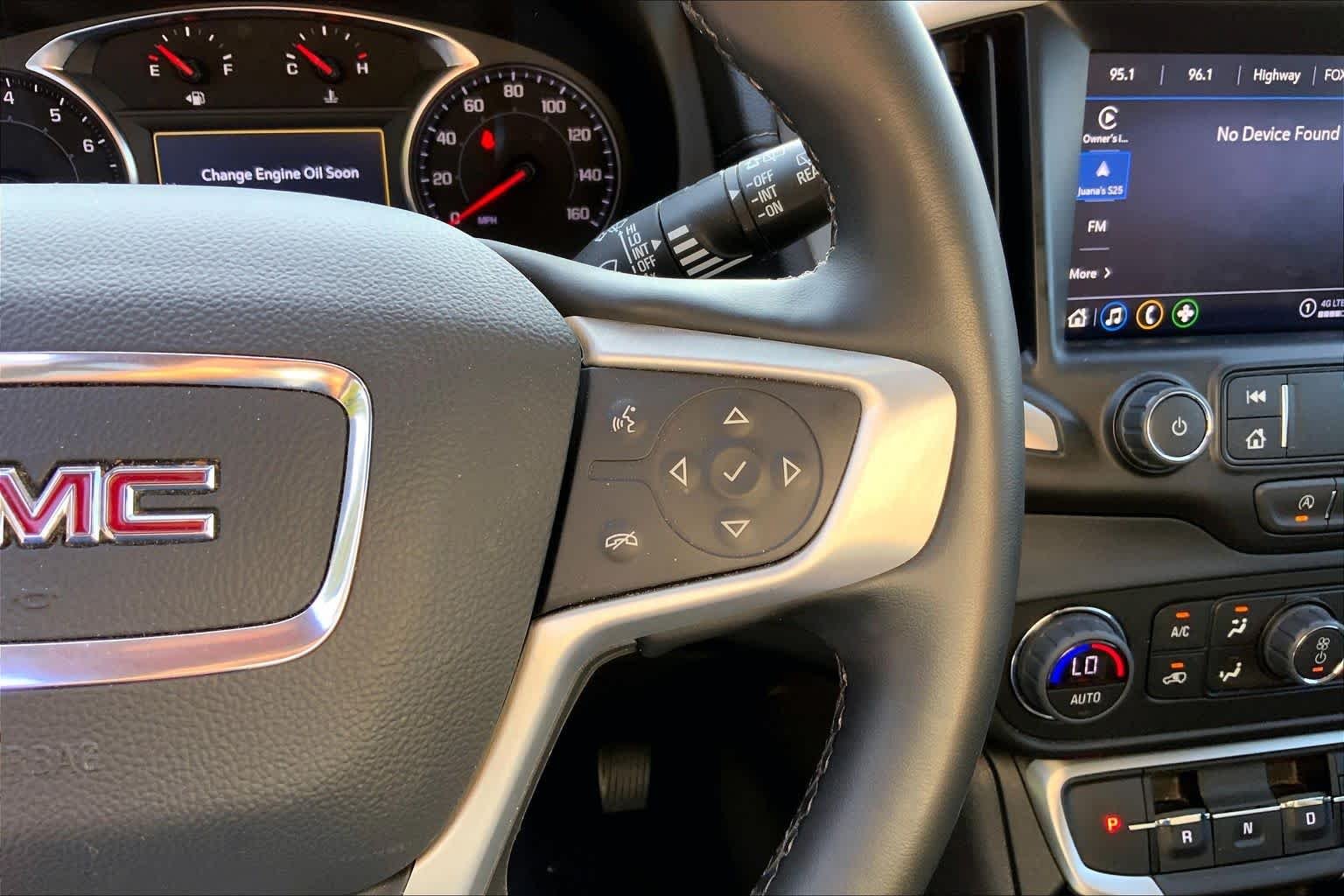 Used 2024 Downpour Metallic GMC SLT image 24