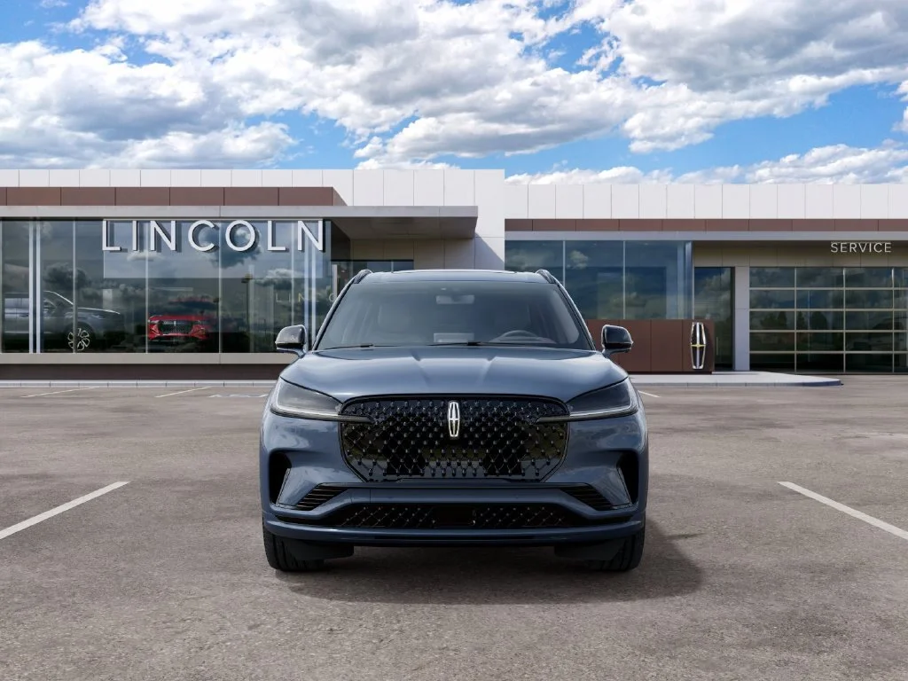 New 2027 Blue Lincoln Premiere image 3